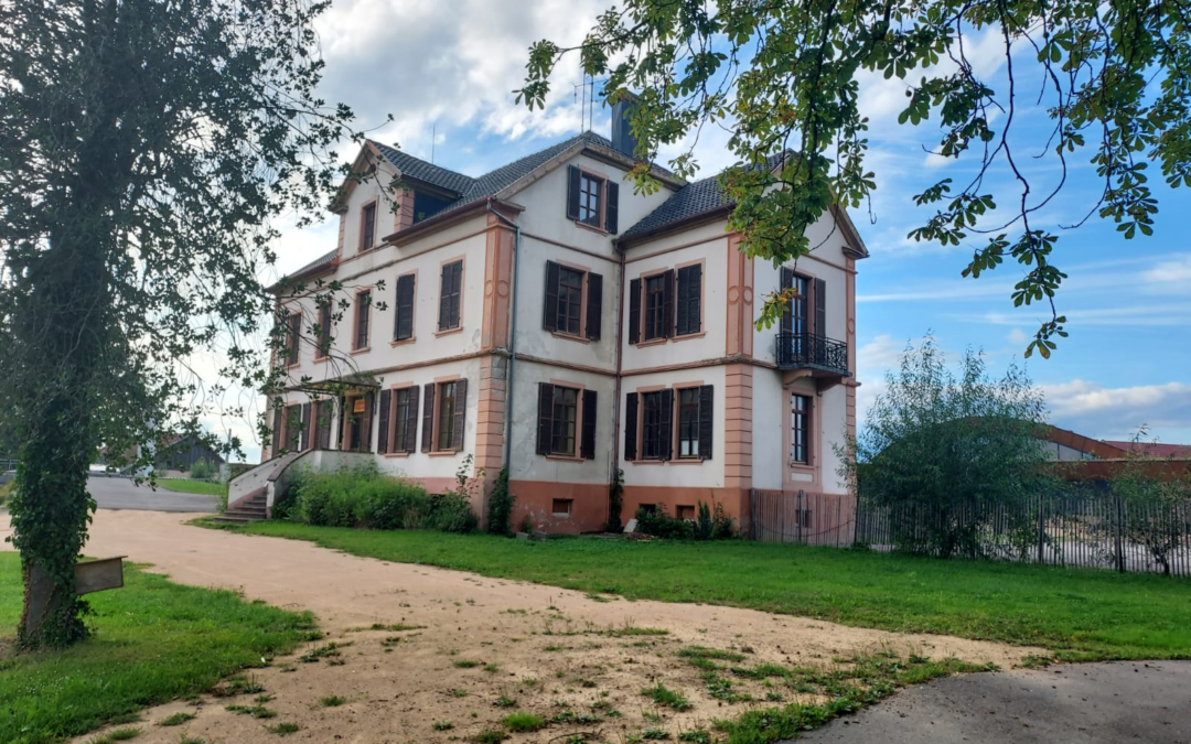 Protection du Patrimoine: la société Aubriat participe au chantier de réhabilitation de la Maison Henner à Bernwiller
